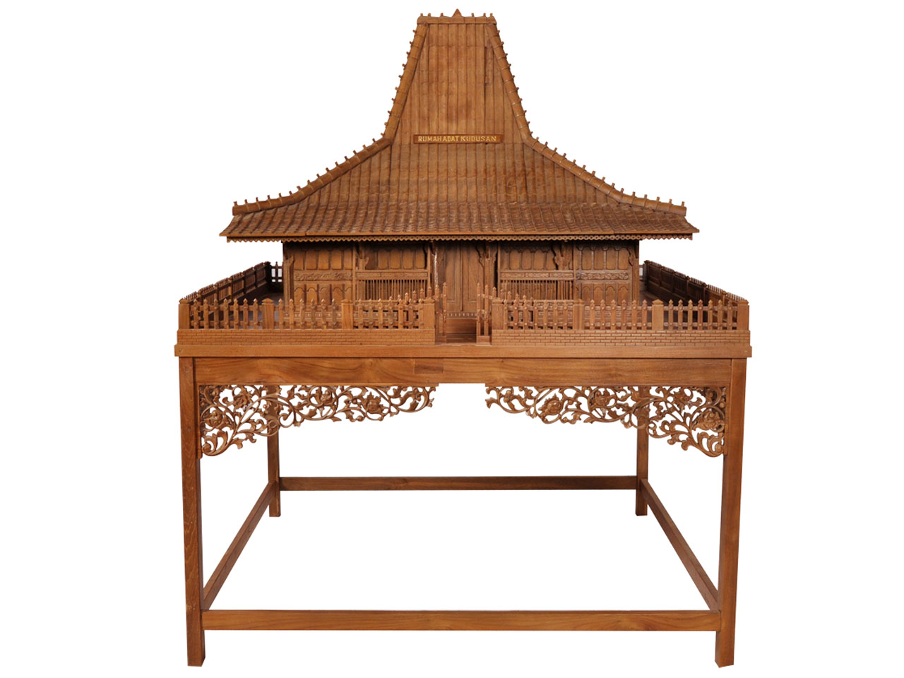 Miniatur Rumah Joglo Adat Kudusan